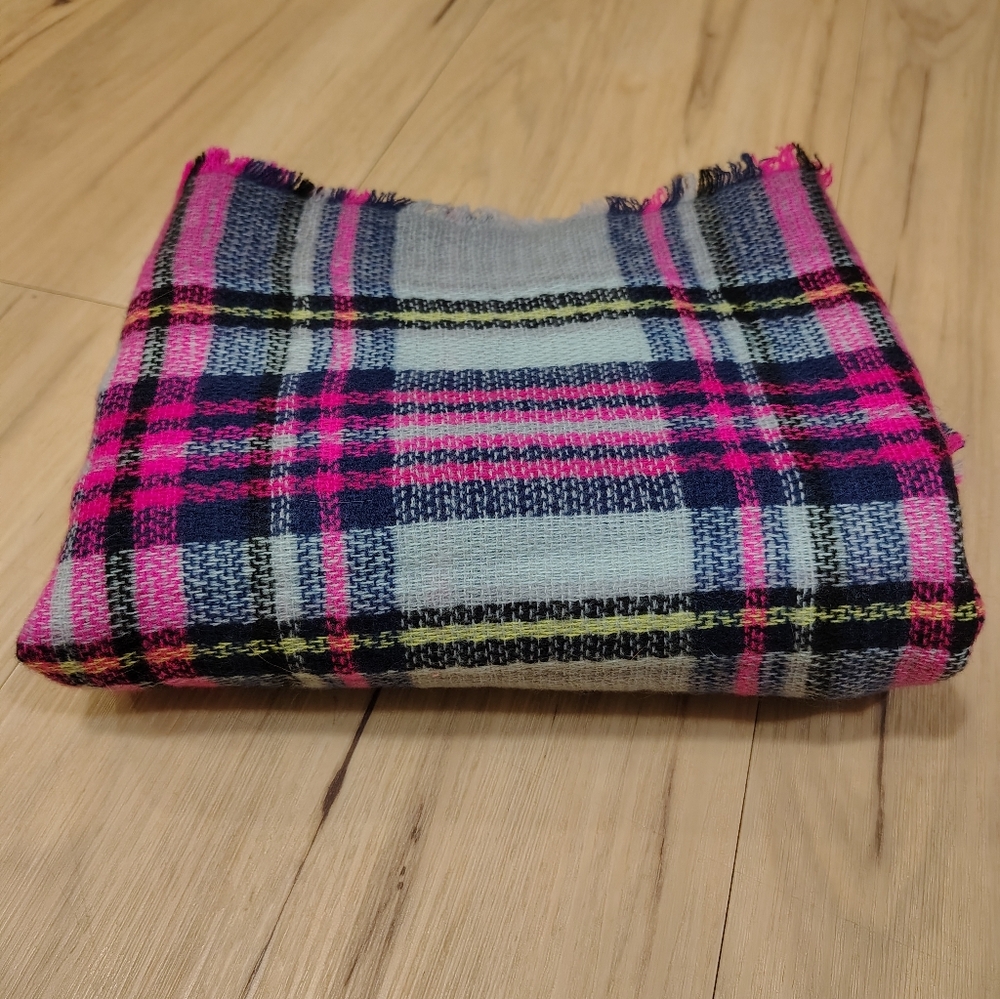 Betsey Johnson Plaid Blanket Wrap Scarf